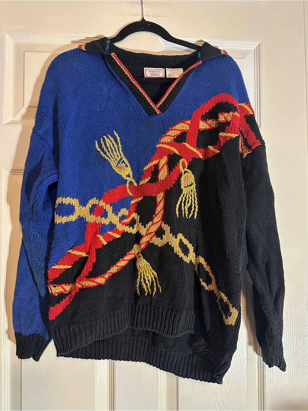 Vintage Pronto Uomo V-Neck Sweater in Blue & Black with Red & Gold Chain Motif